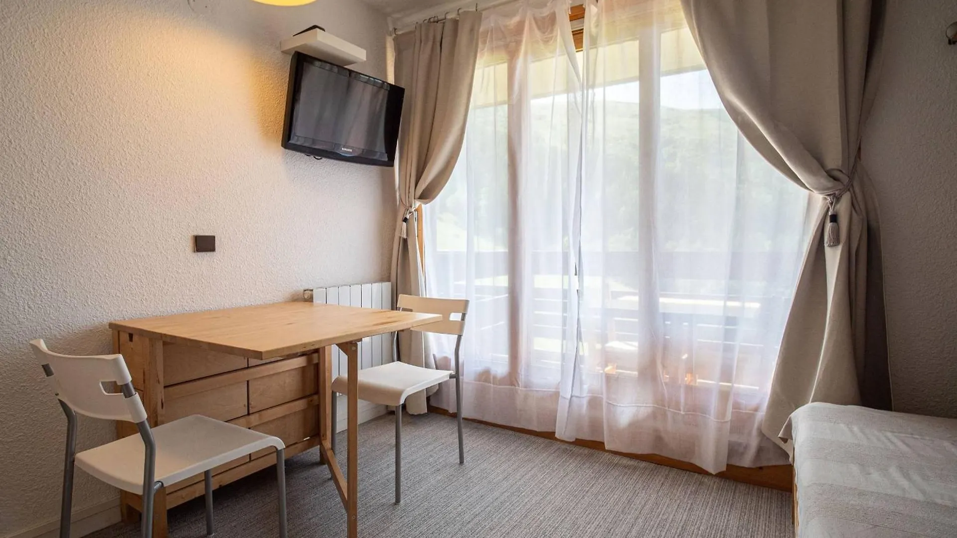 Studio Lumineux Avec Acces Direct Aux Pistes Et A L'Esf - Fr-1-356-233 Valmorel